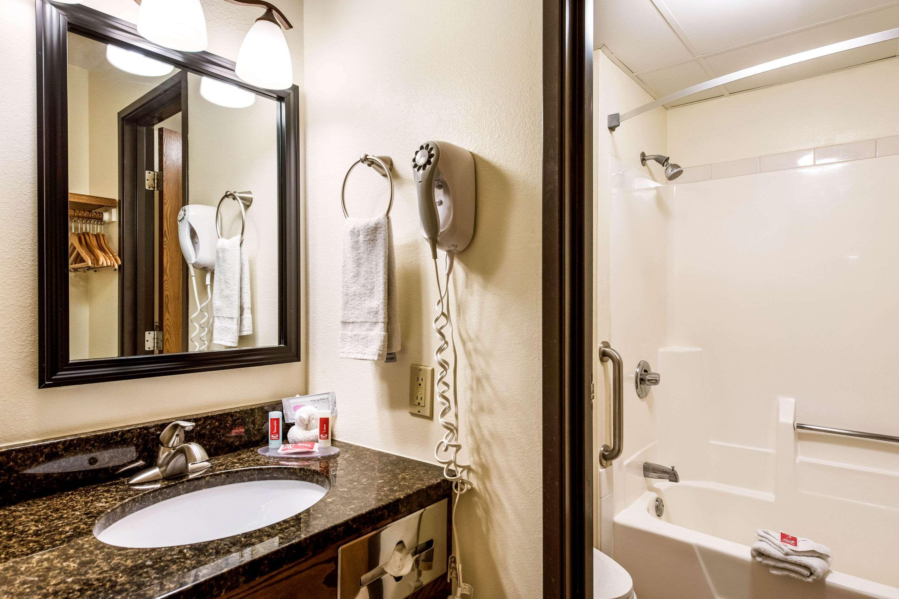 Econo Lodge Mayo Clinic Area Rochester Luaran gambar