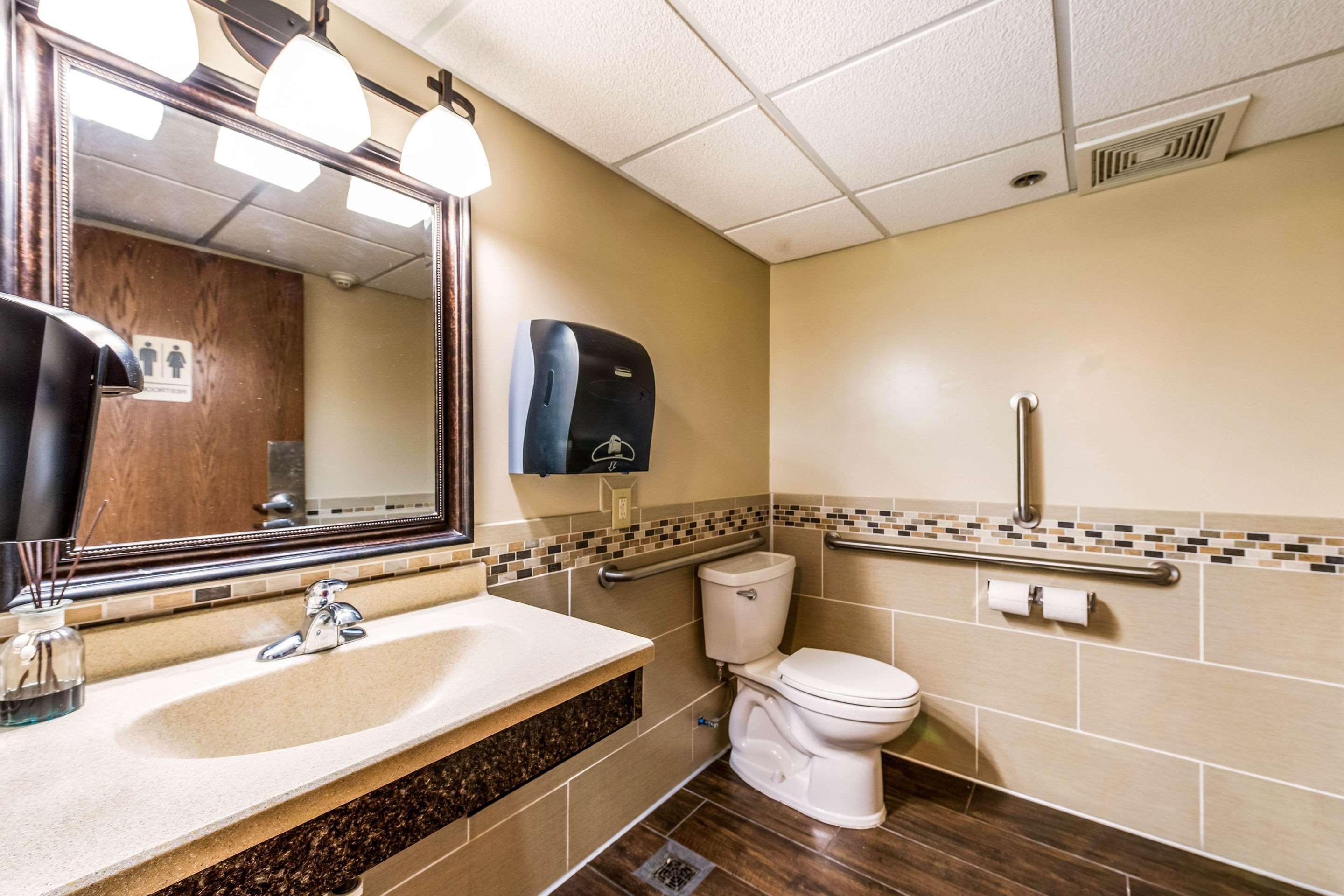 Econo Lodge Mayo Clinic Area Rochester Luaran gambar